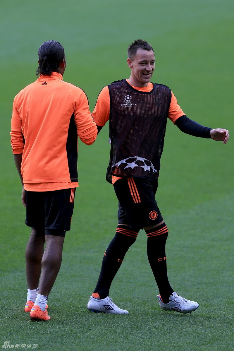 雷速体育直播-包含今夜切尔西绝杀压哨关键时刻波士顿凯尔特人备战欧冠，风云突变AC米兰赛前主帅复盘瞬间刷屏的词条